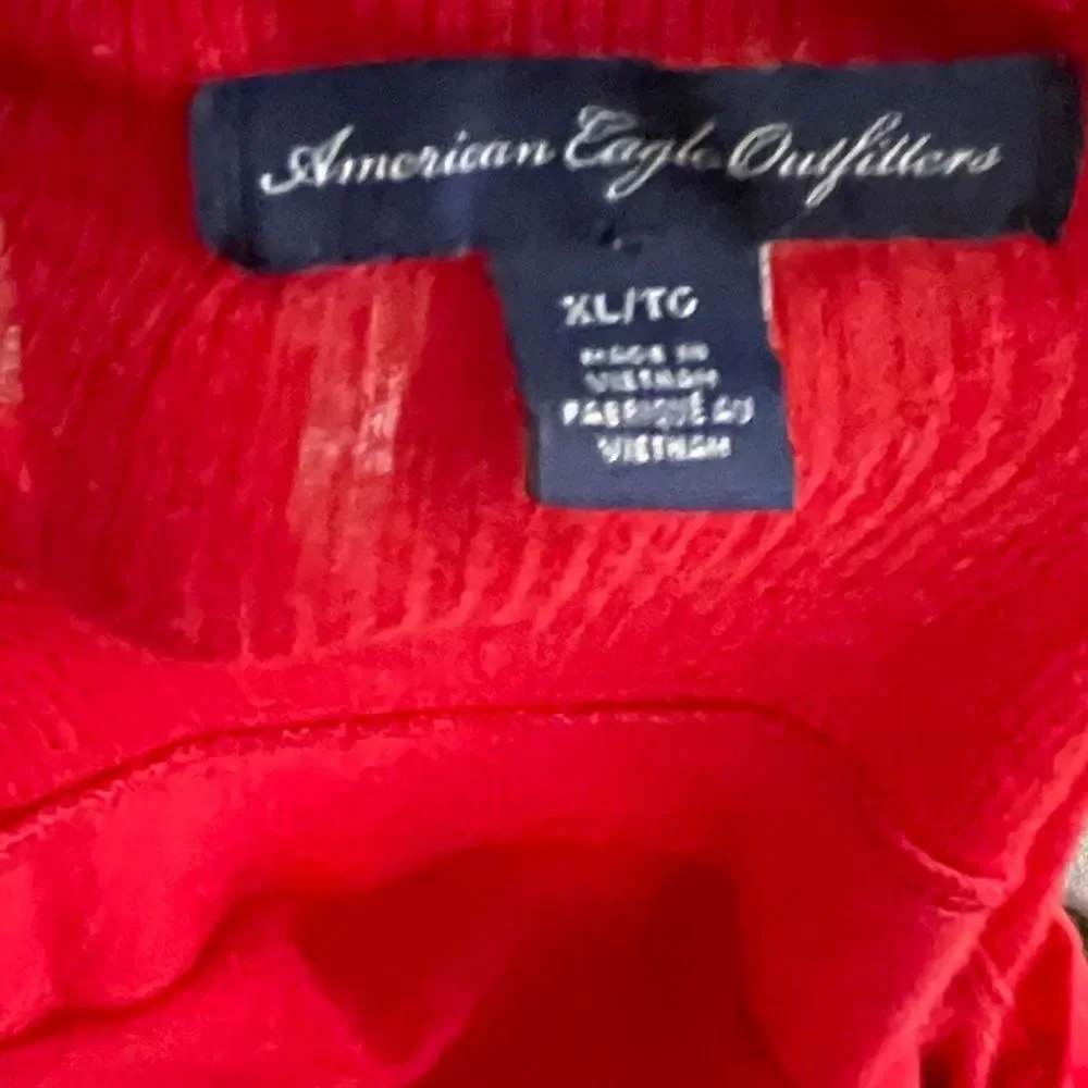 American Eagle Red Top